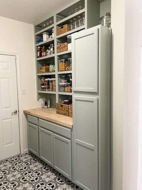 painting ideas for laundry room