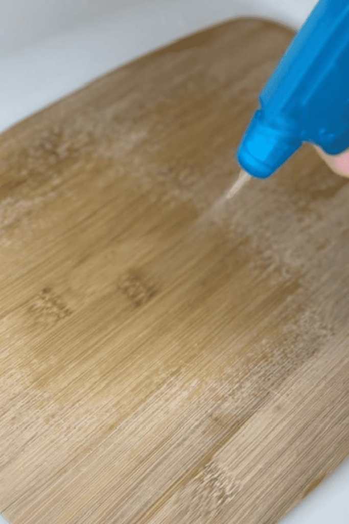 how to clean wood cutting board