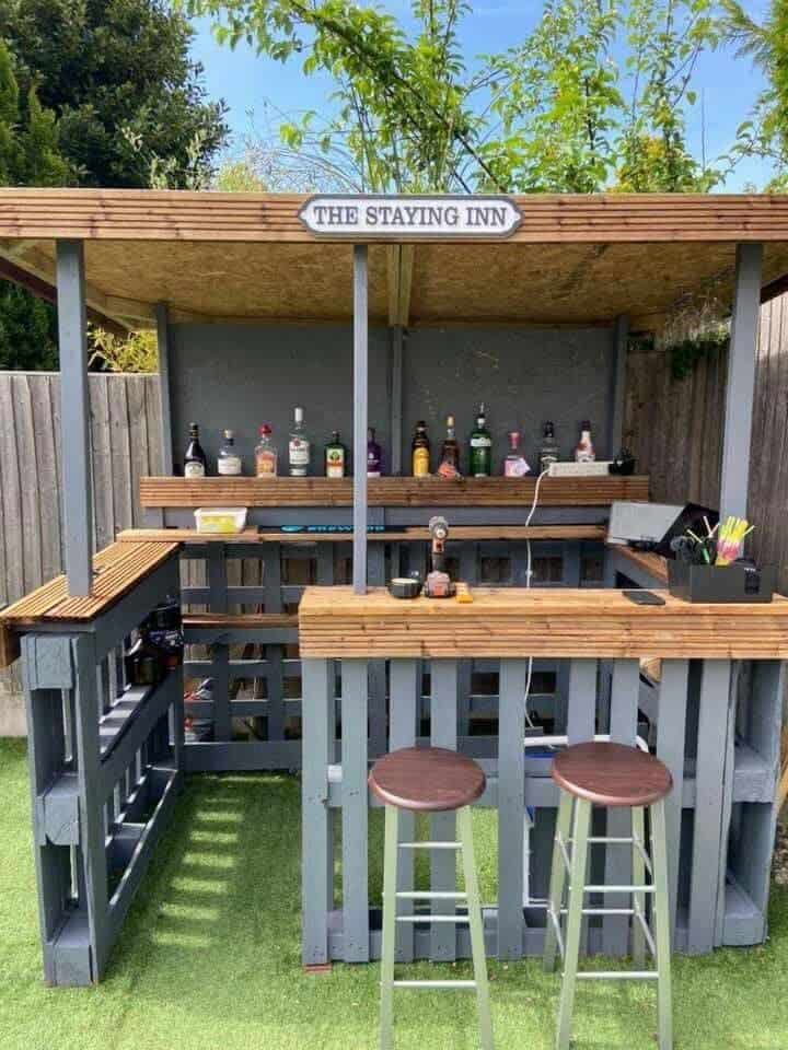pallet garden bar