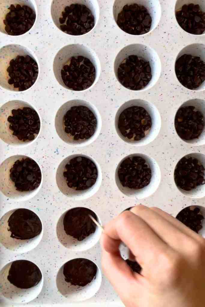 melt choc chips in muffin tray